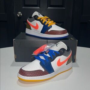 Jordan 1 Low GS “MMD Multi-Color Grid” Women’s Size 7.5